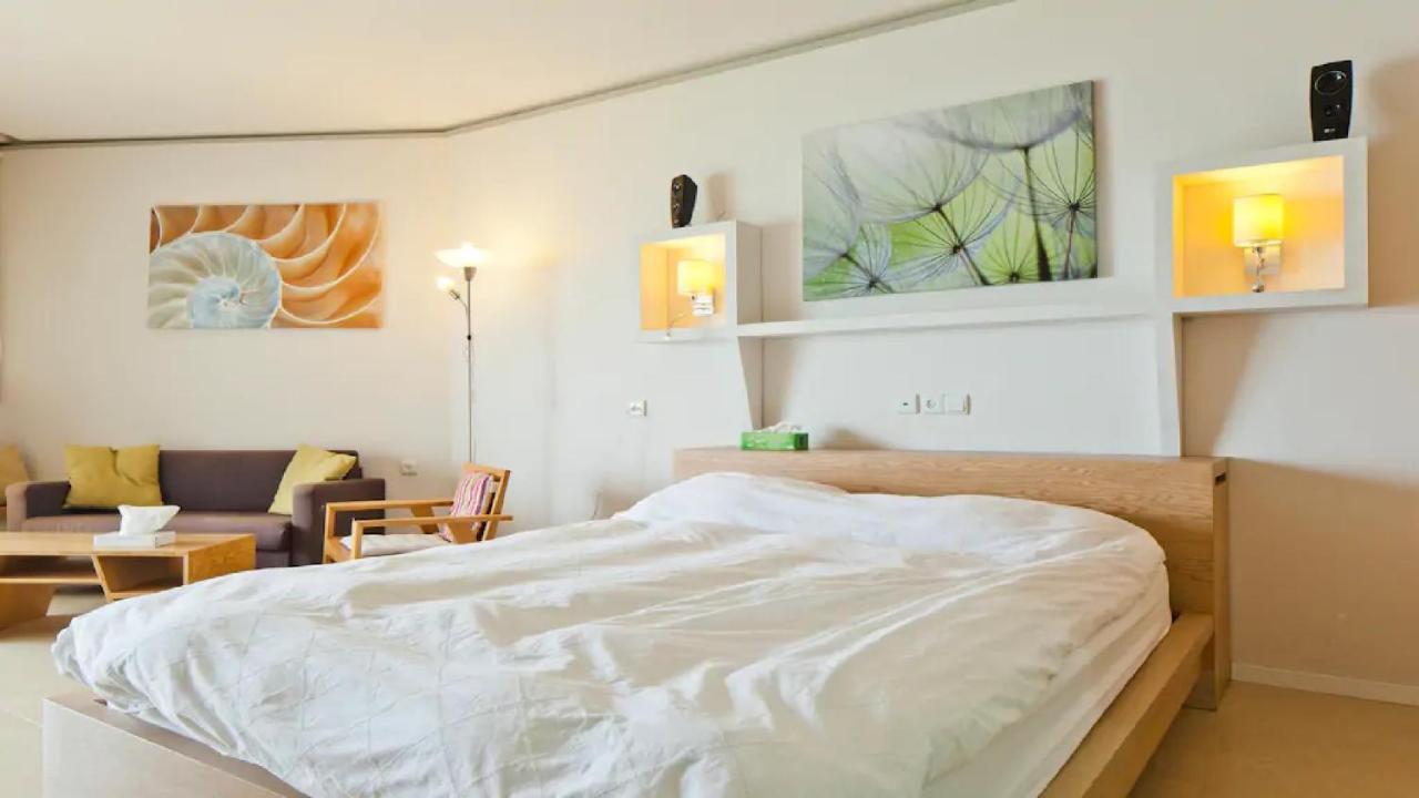 Luxury Sea View Apartment Herzelia Exterior foto